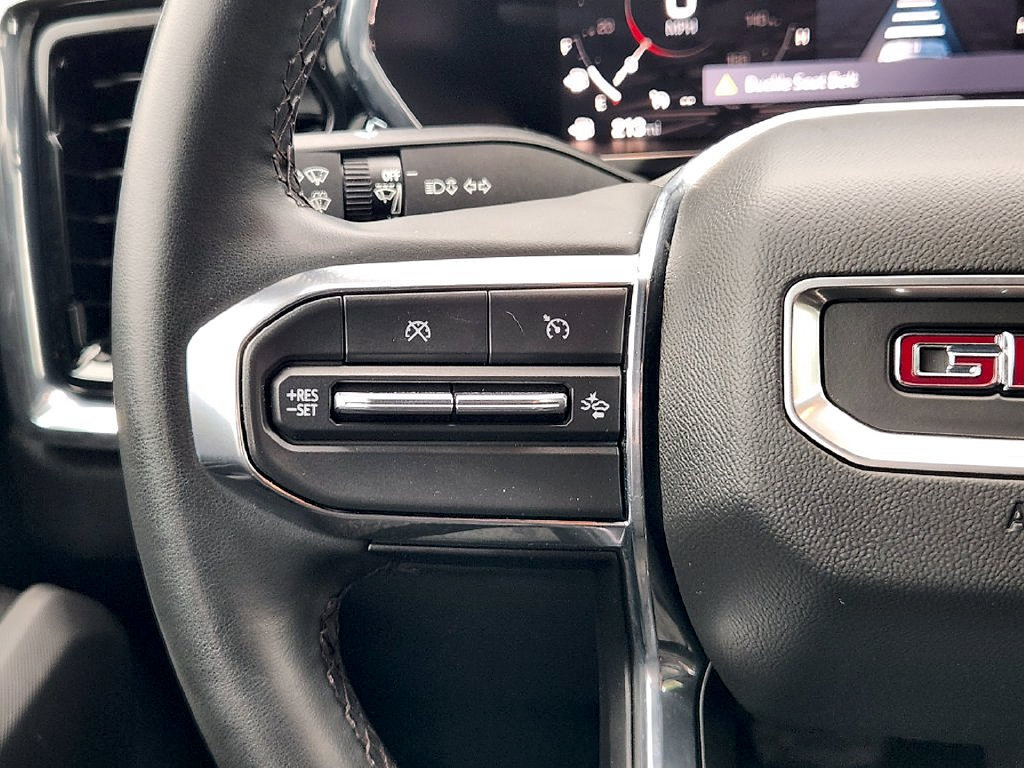 Used 2024 GMC Canyon Elevation RWD image 27
