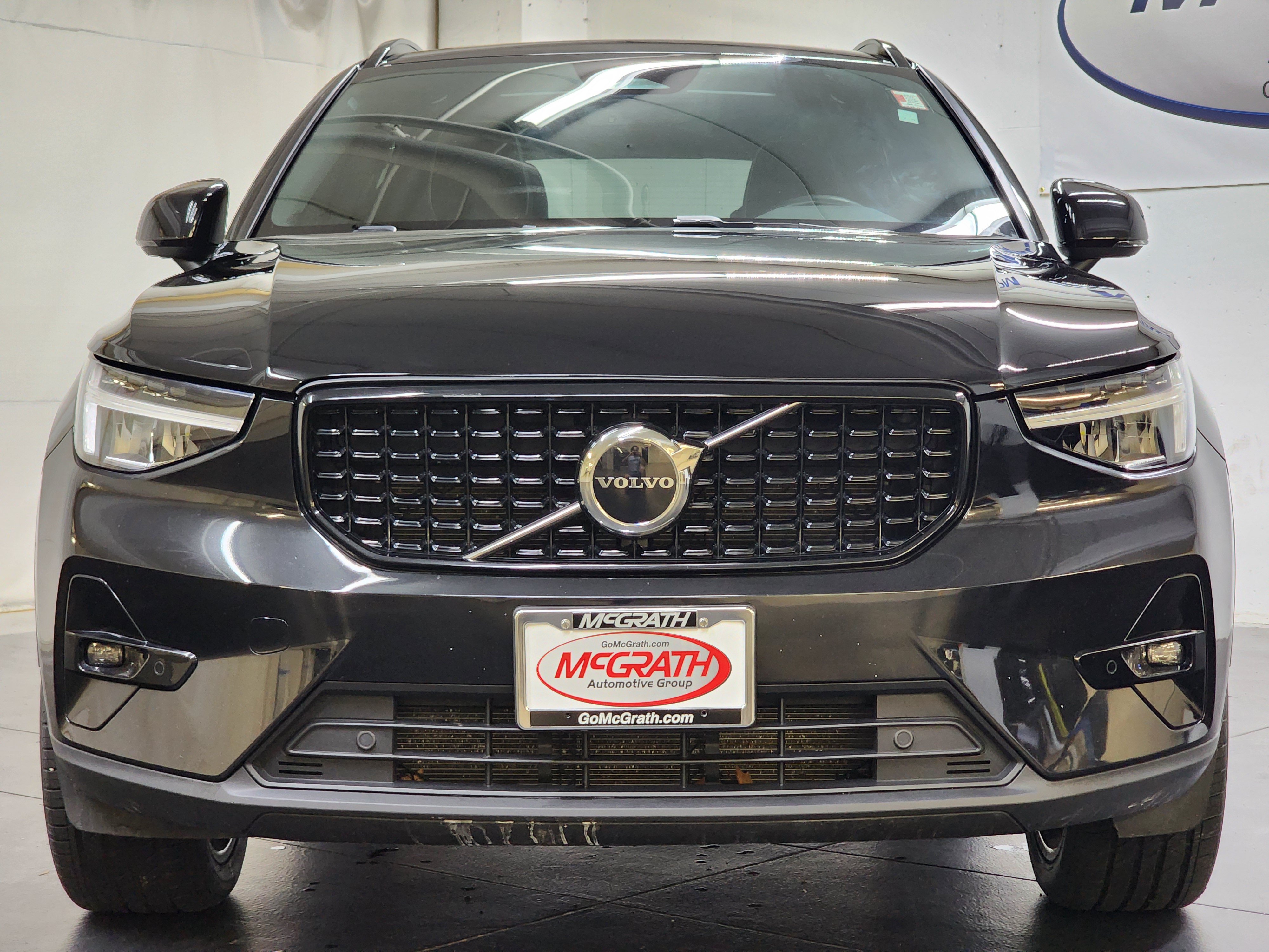 Used 2023 Volvo XC40 B5 Plus w/ Climate Package AWD/4WD image 12