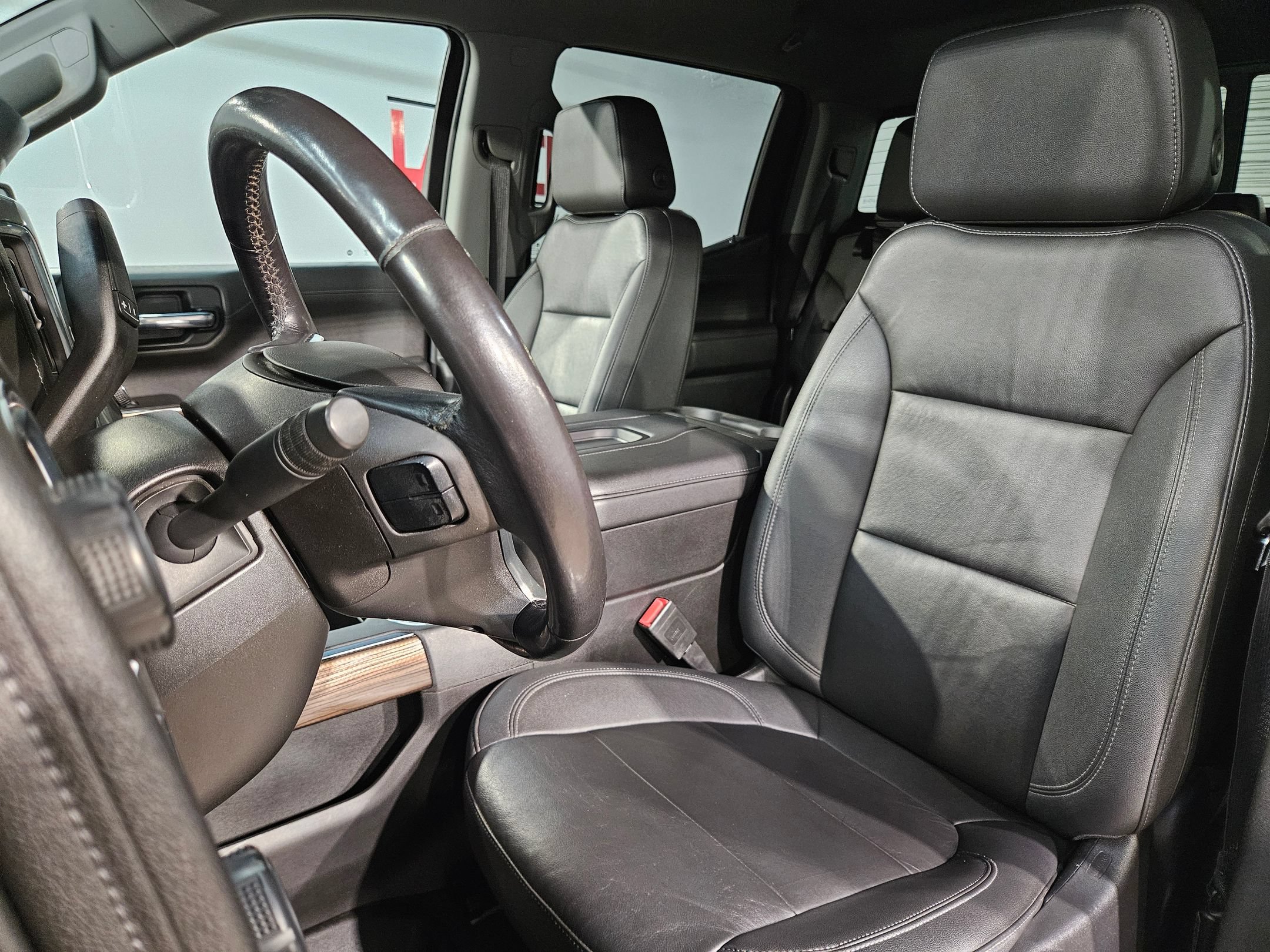 Used 2021 Chevrolet Silverado 1500 LT Trail Boss w/ Convenience Package II AWD/4WD image 24