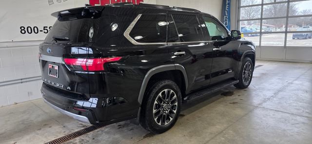 Used 2023 Toyota Sequoia Limited image 35