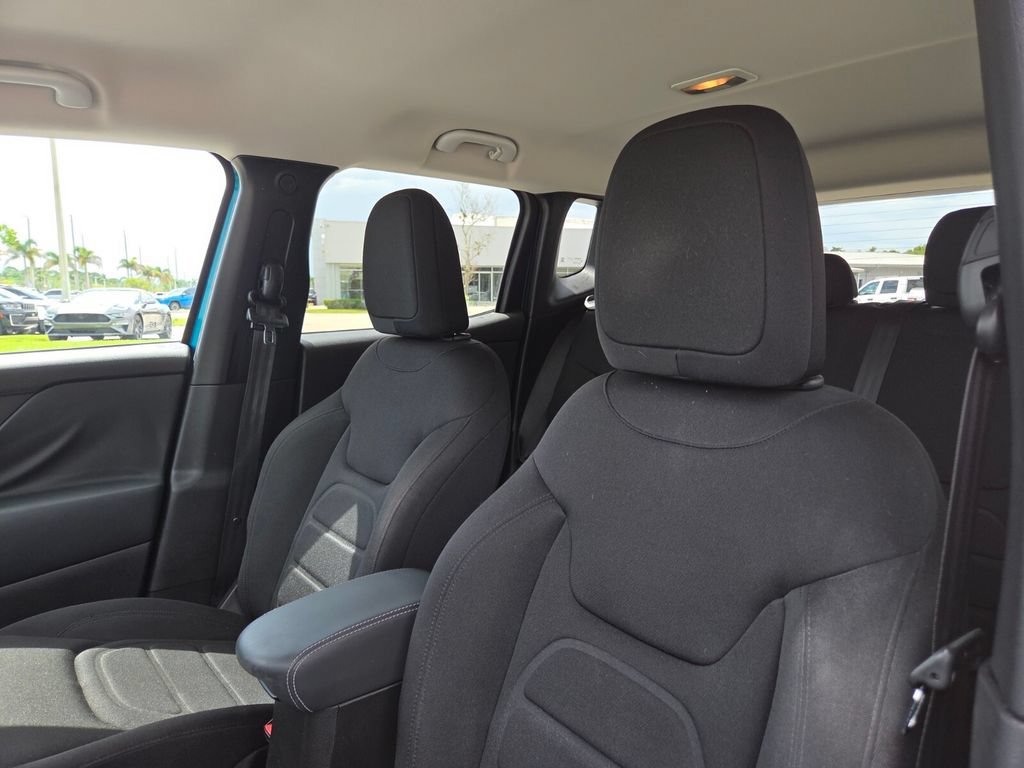 Used 2022 Jeep Renegade Latitude AWD/4WD image 27