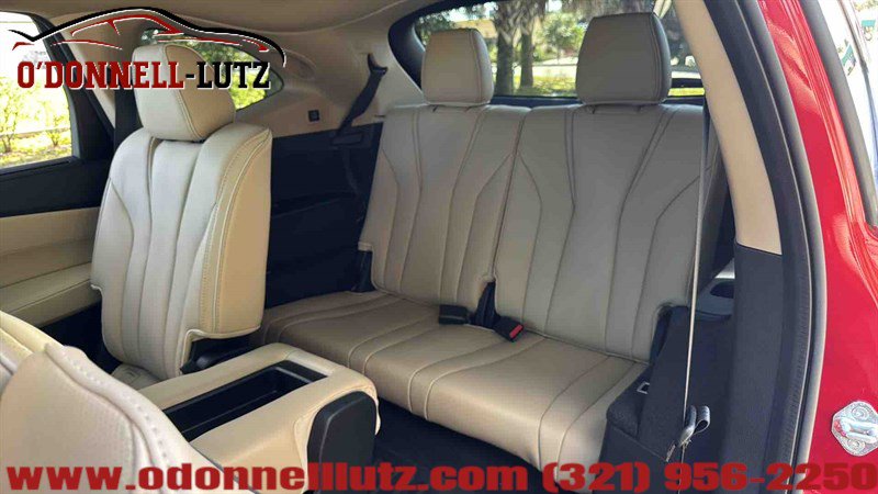 Used 2024 Acura MDX SH-AWD w/ Advance Package image 16