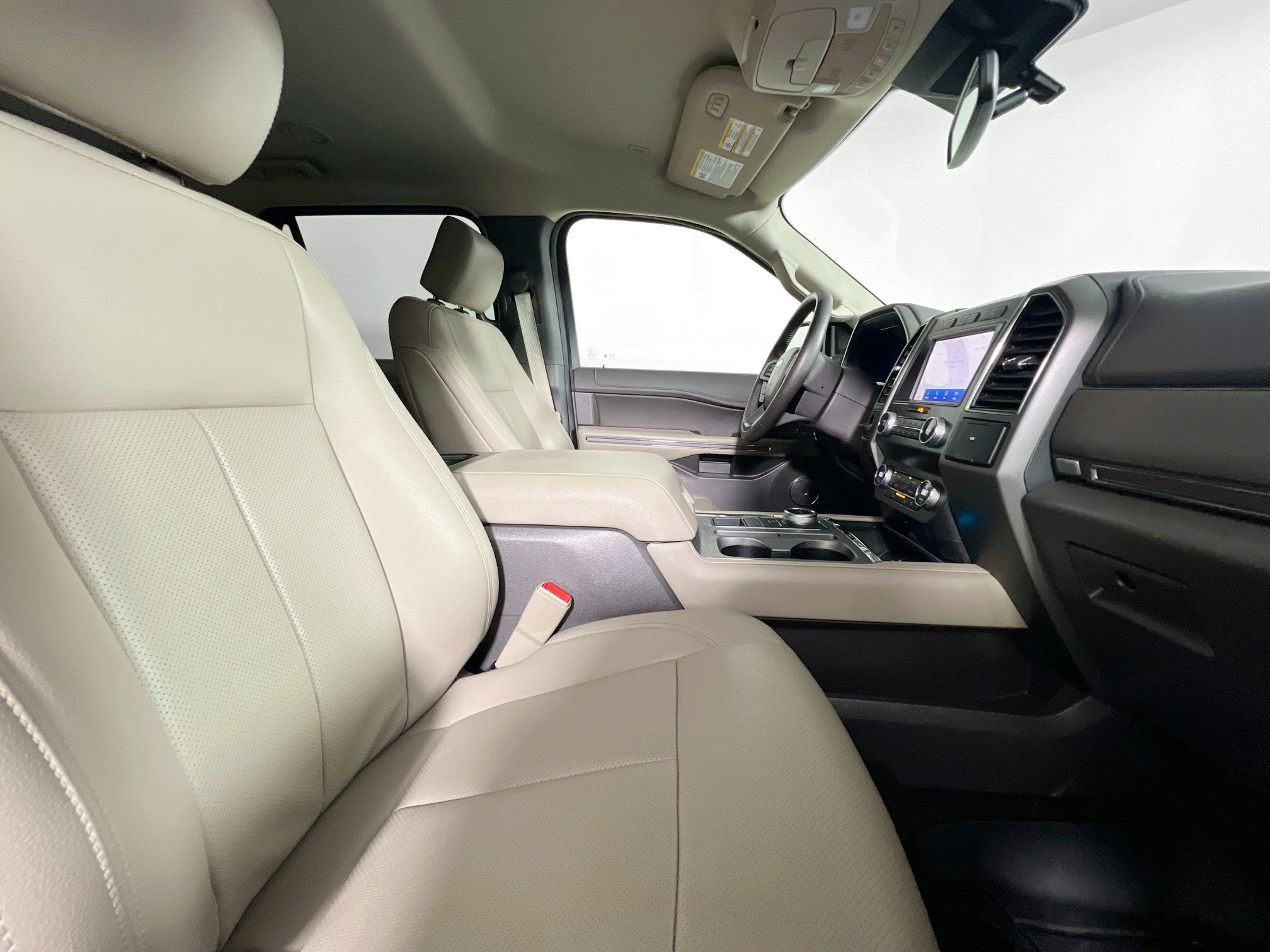 Used 2020 Ford Expedition XLT w/ Equipment Group 202A RWD image 31