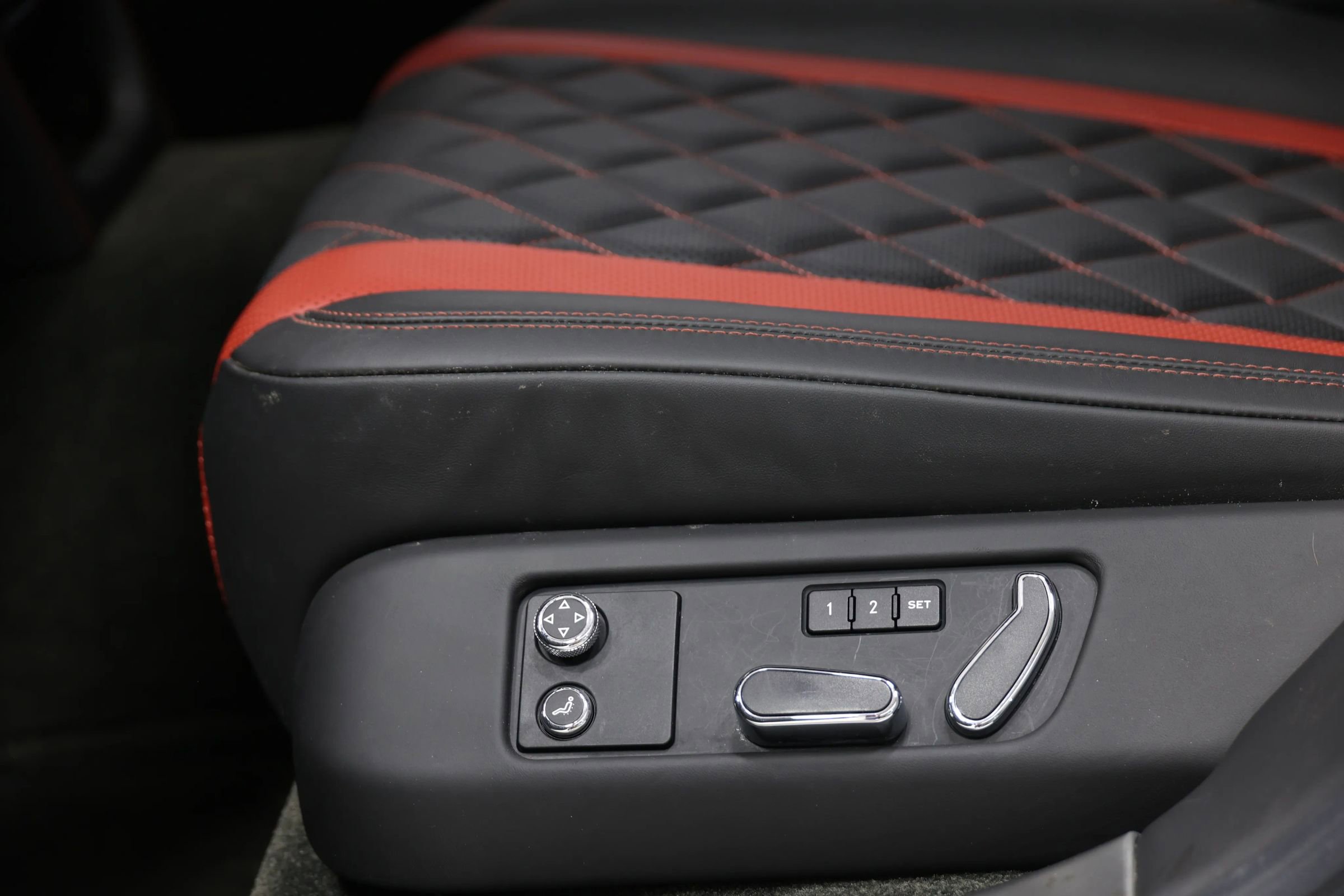 Used 2017 Bentley Flying Spur S W12 AWD/4WD image 48