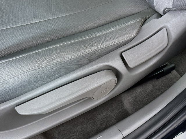 Certified 2025 Hyundai Elantra Hybrid FWD image 31
