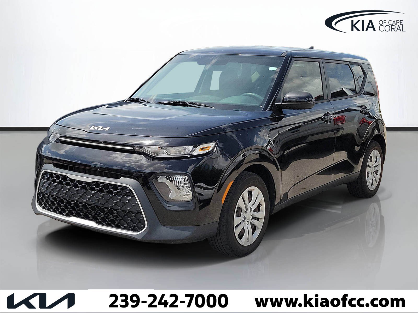 Certified 2022 Kia Soul LX image 3