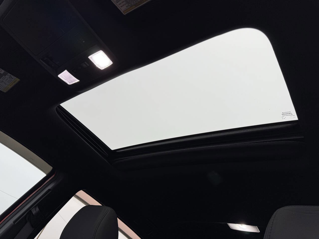 Used 2017 Toyota Tacoma TRD Sport image 24