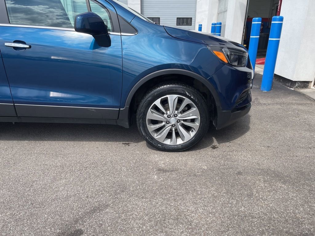 Used 2020 Buick Encore Preferred w/ Safety Package image 9