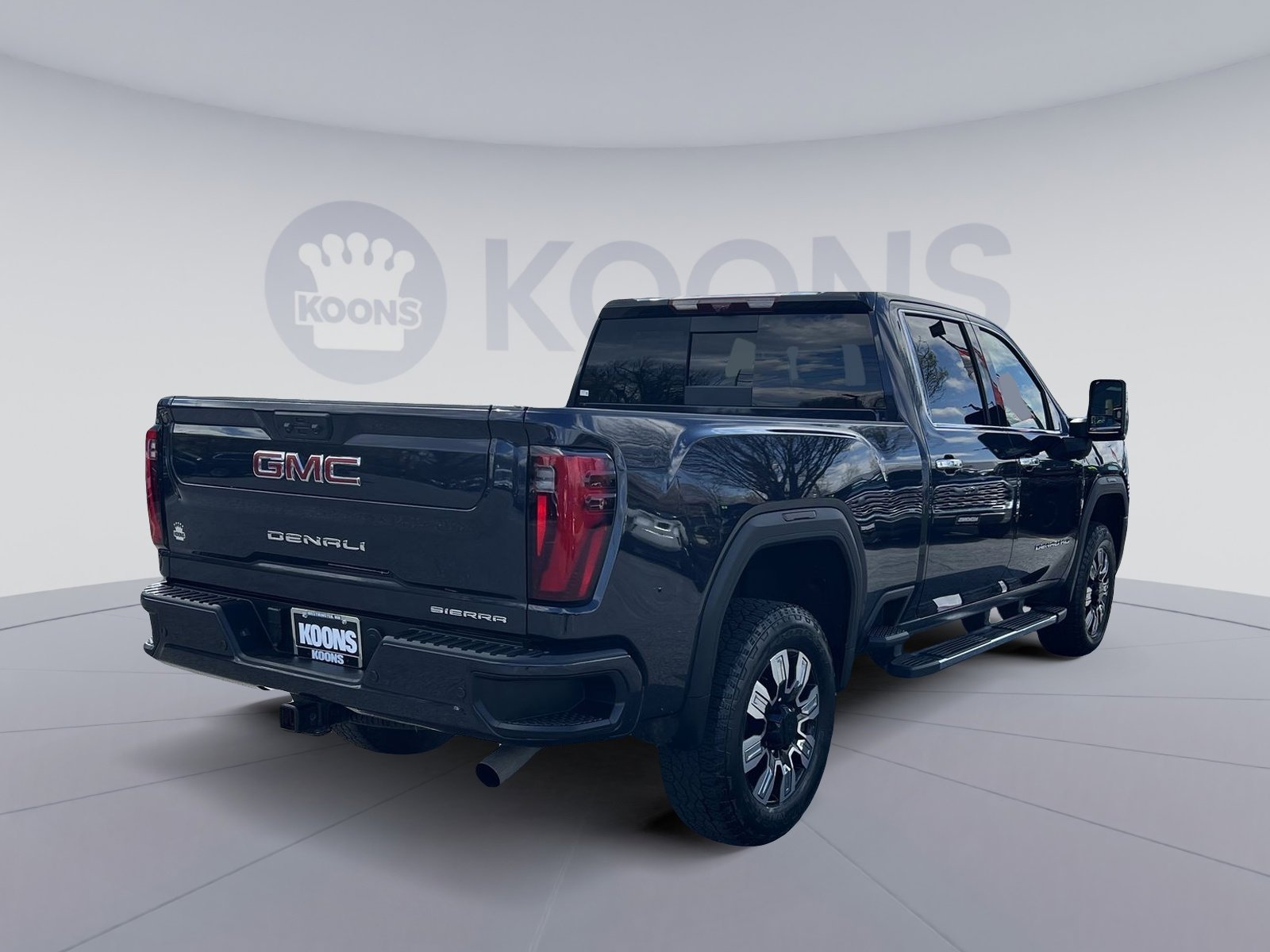Used 2024 GMC Sierra 2500 Denali w/ Denali Reserve Package image 7