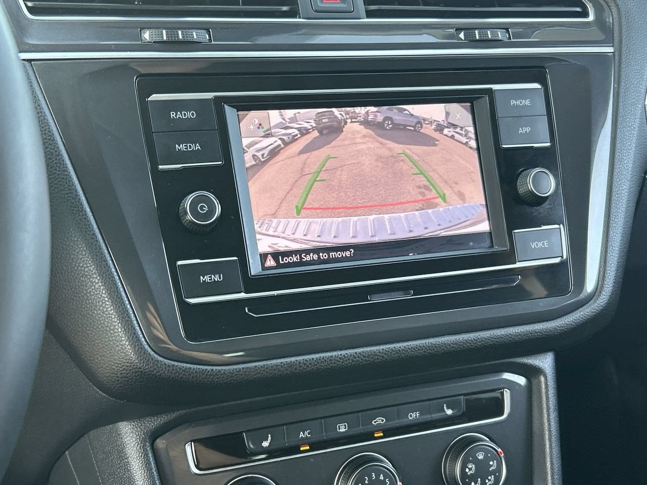 Used 2024 Volkswagen Tiguan S FWD image 23