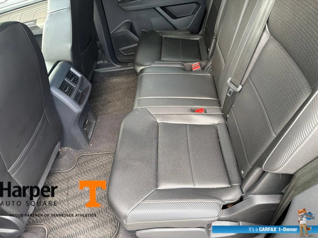 Used 2023 Volkswagen Atlas Cross Sport SEL R-Line AWD/4WD image 10