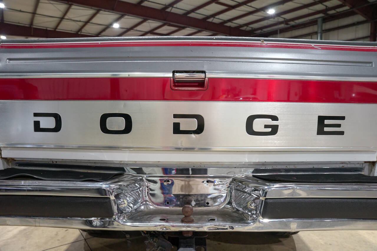 Used 1992 Dodge D/W Truck 250 image 23