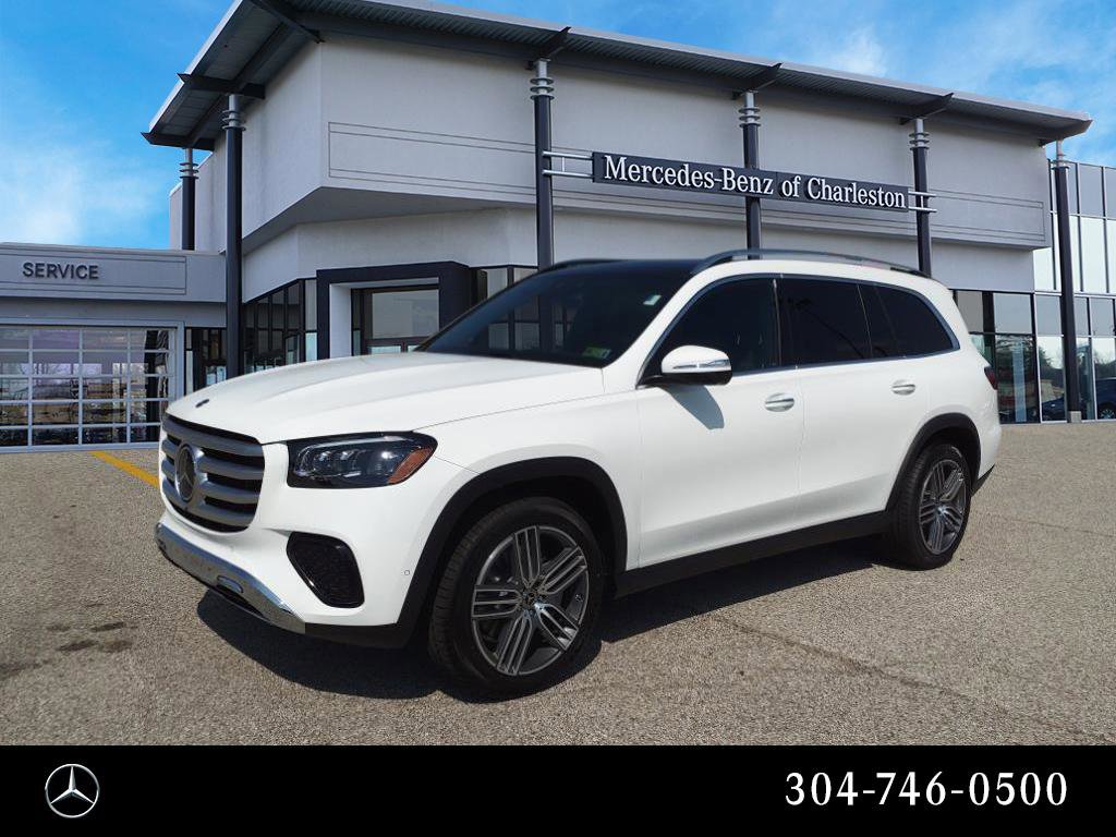 Used 2025 Mercedes-Benz GLS 450 4MATIC image 7