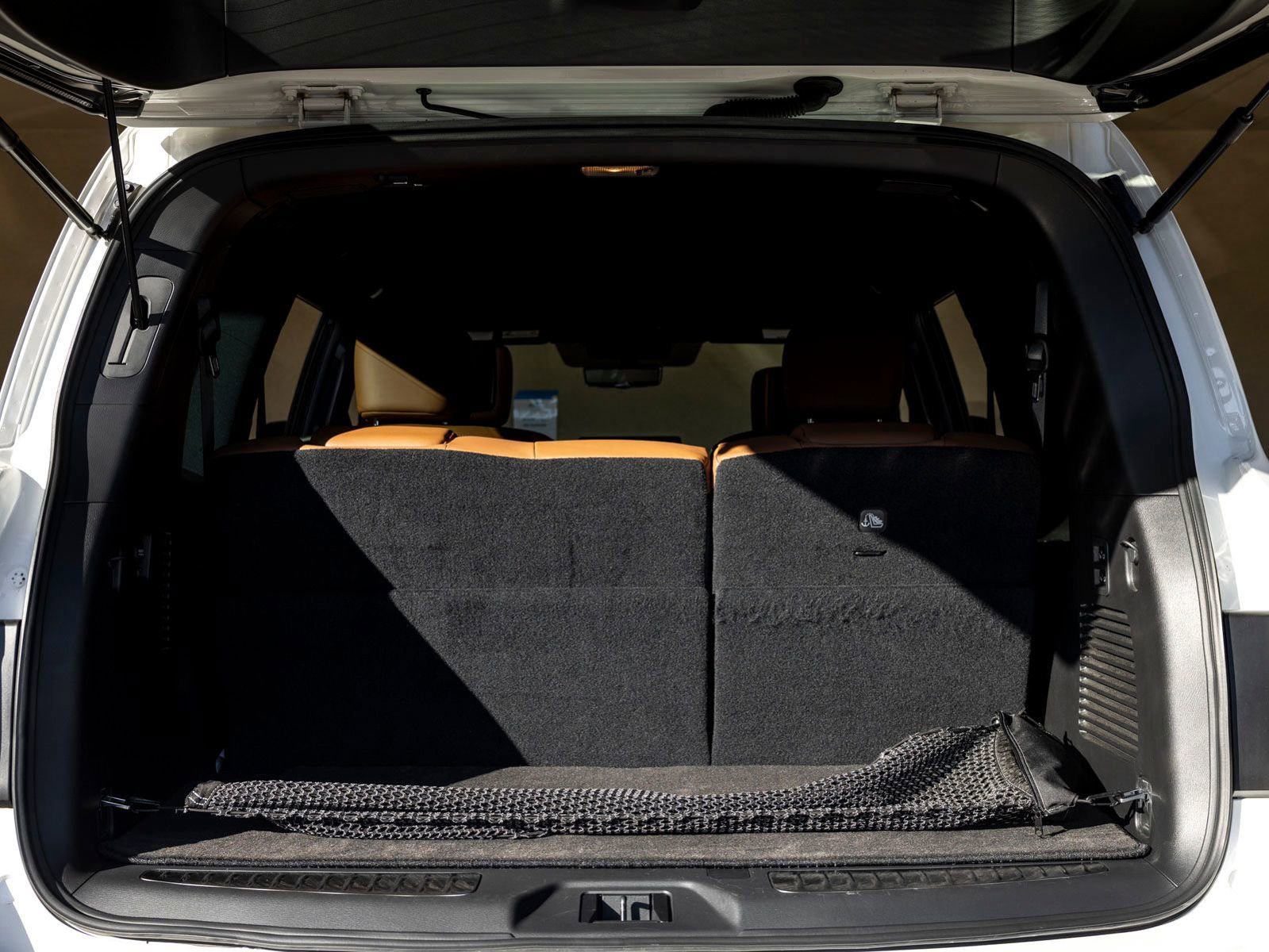 Used 2023 INFINITI QX80 Sensory w/ Cargo Package image 21