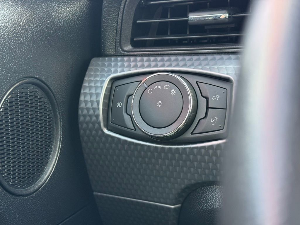 Used 2016 Ford Mustang GT Premium w/ GT Performance Package RWD image 13