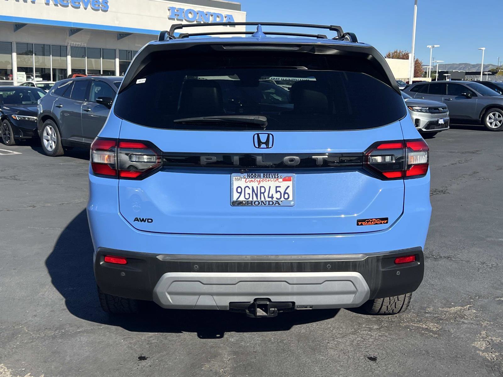 Used 2023 Honda Pilot TrailSport image 28