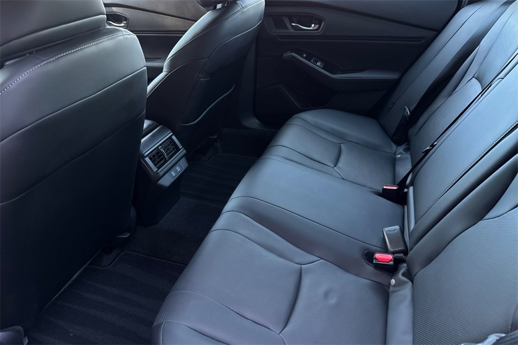Used 2023 Honda Accord Touring image 13