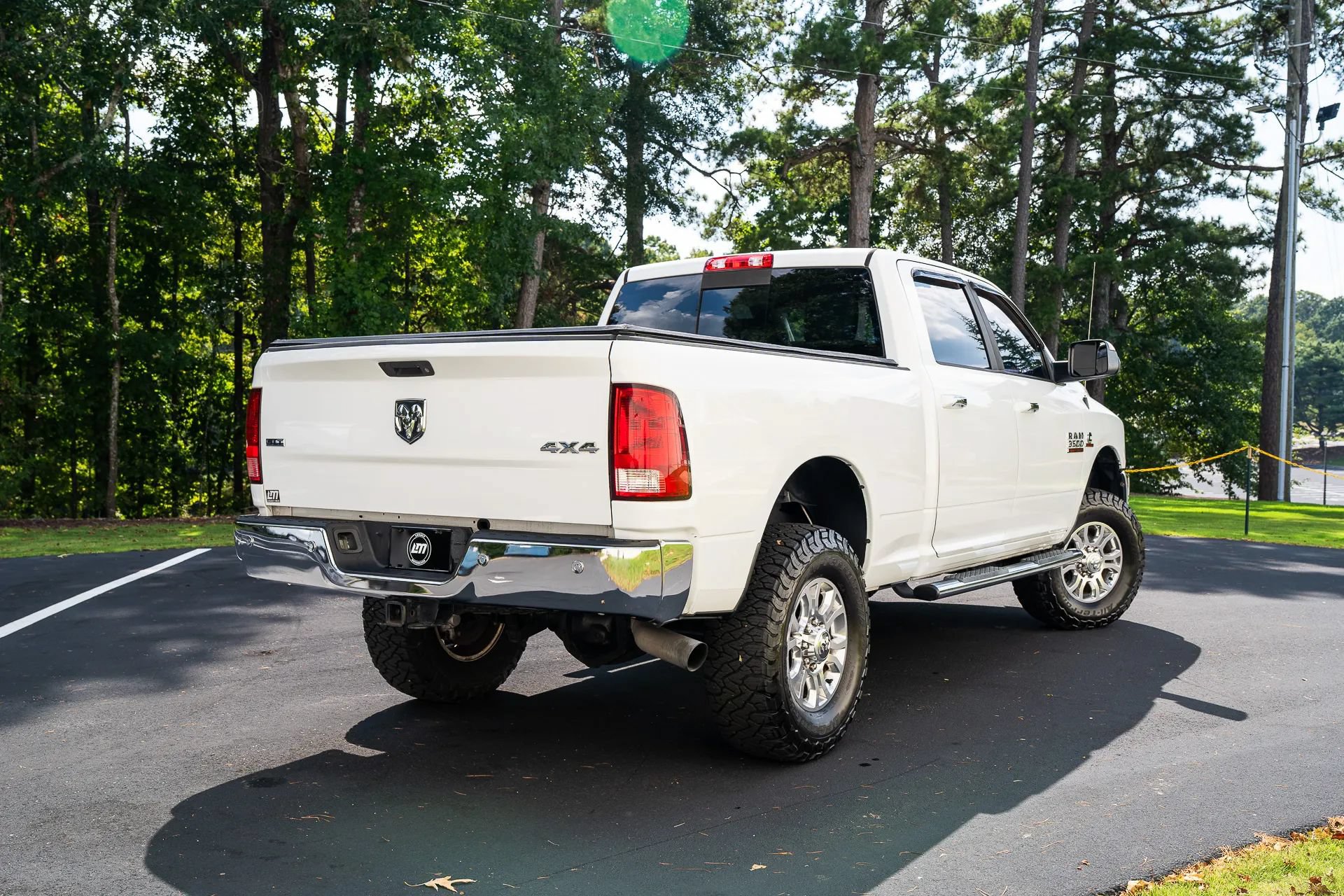 Used 2015 RAM 3500 SLT AWD/4WD image 2