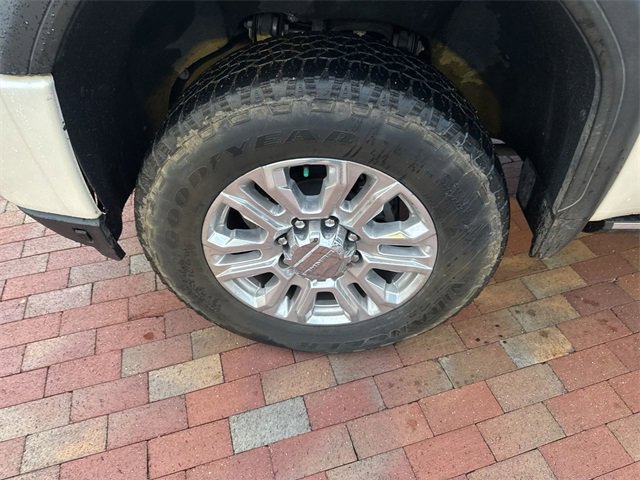 Used 2022 GMC Sierra 2500 Denali w/ Denali Ultimate Package image 2