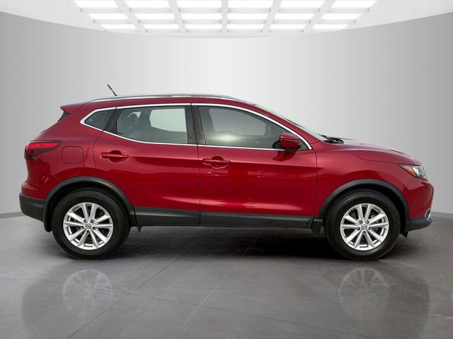 Used 2018 Nissan Rogue Sport SV w/ SV Technology Package image 3