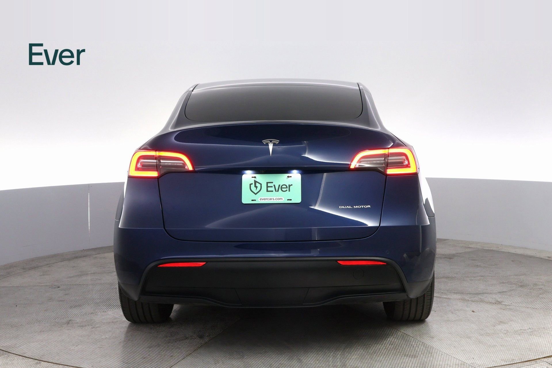 Used 2022 Tesla Model Y Long Range image 13