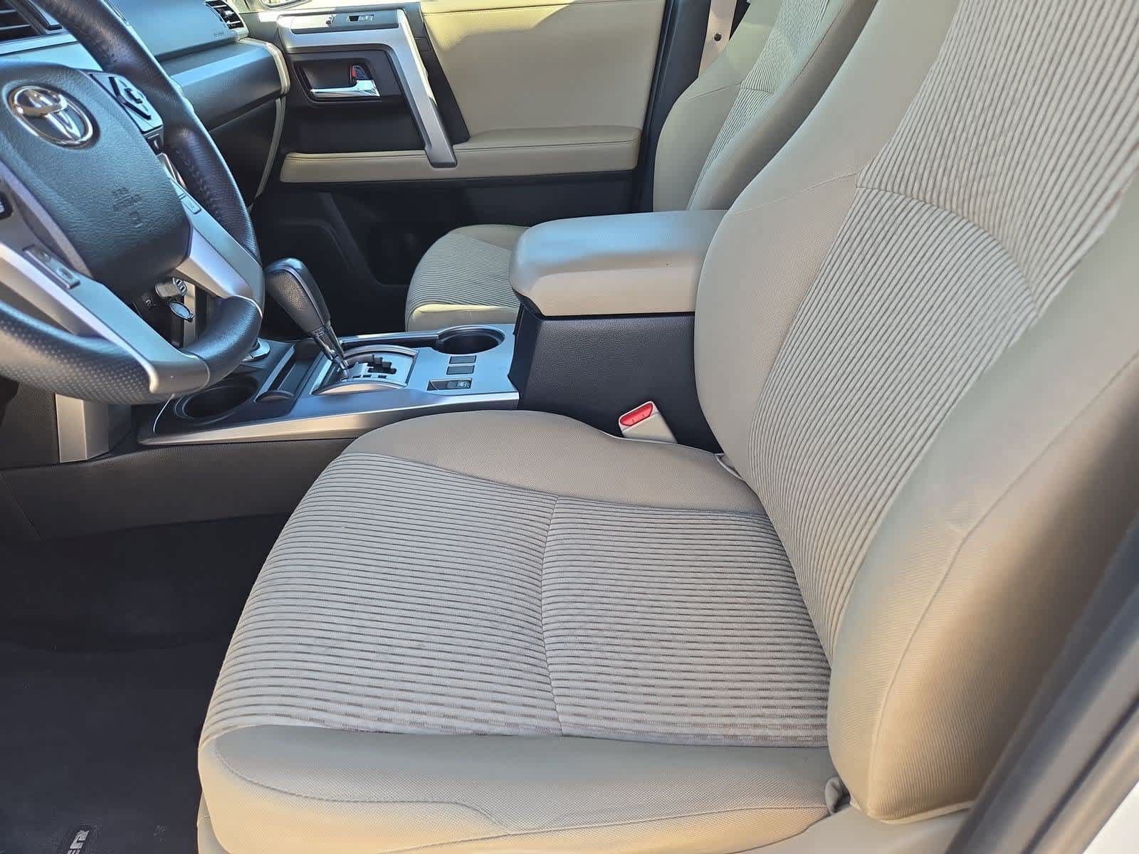 Used 2023 Toyota 4Runner SR5 AWD/4WD image 15
