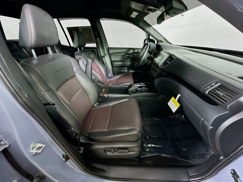Used 2023 Honda Ridgeline Black Edition image 12
