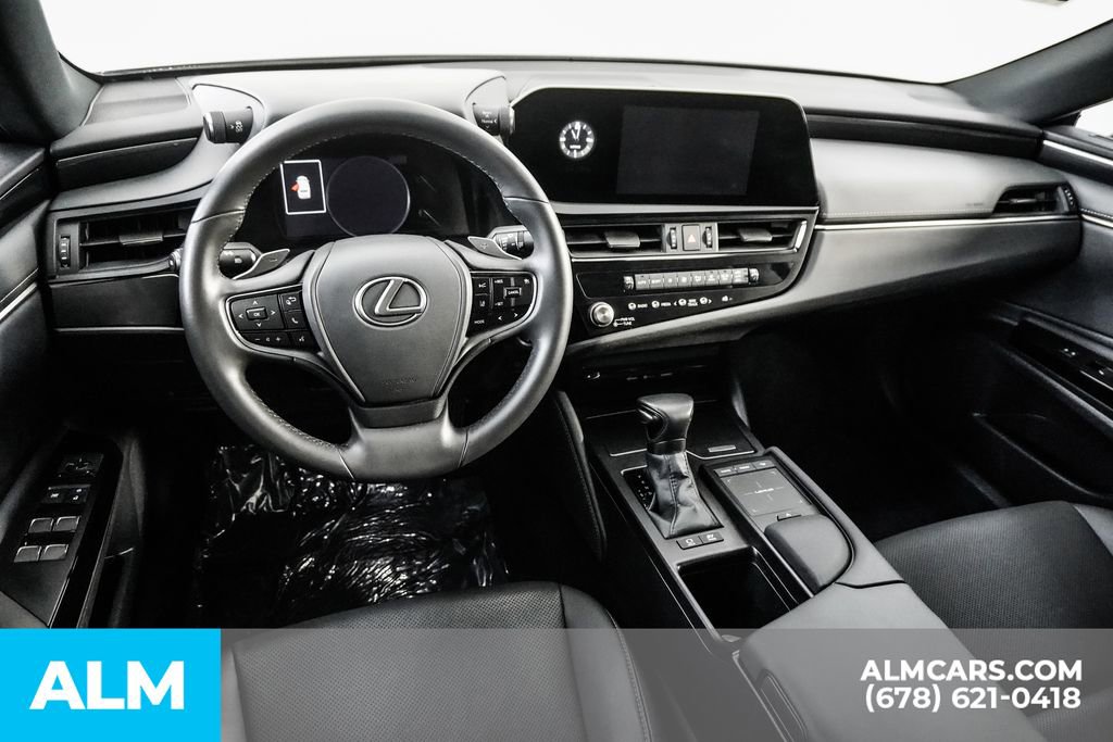 Used 2022 Lexus ES 300h w/ Accessory Package image 24