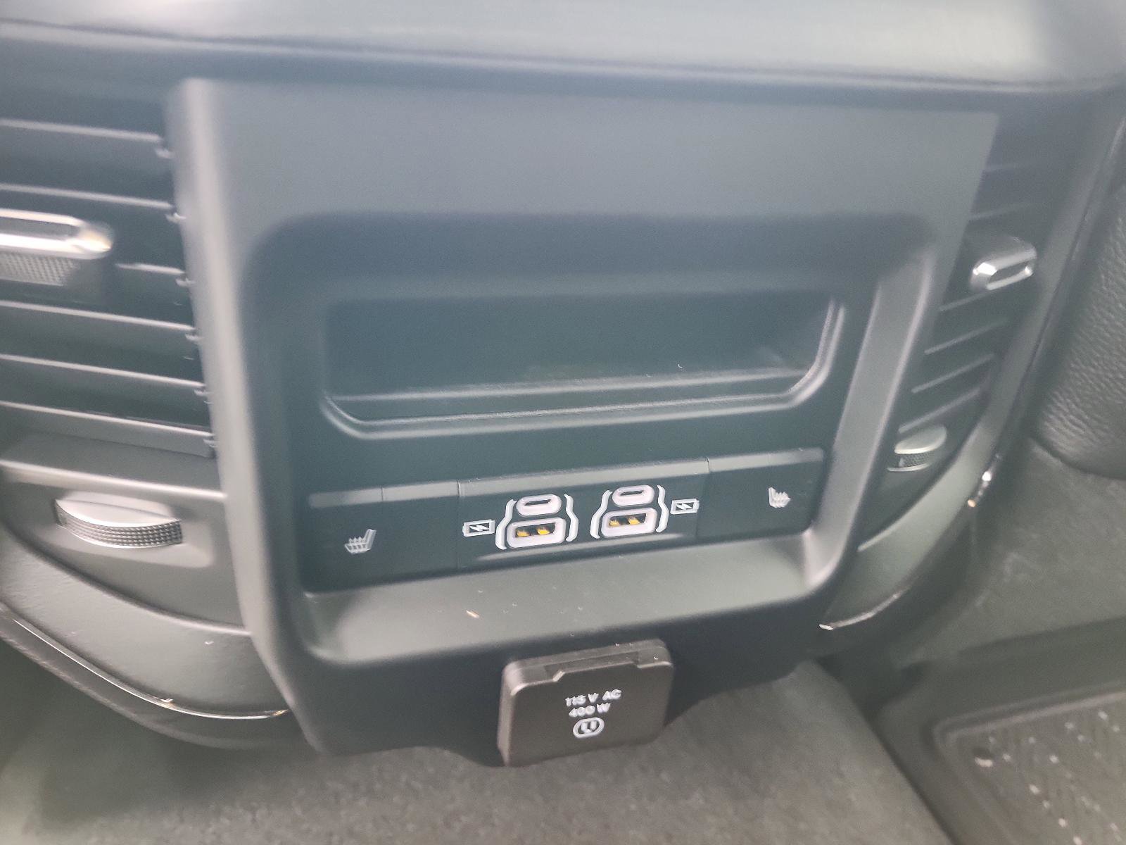 Used 2024 RAM 2500 Limited image 15