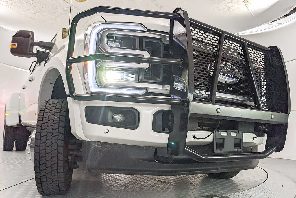 Used 2026 Ford F450 Platinum w/ FX4 Off-Road Package AWD/4WD image 28