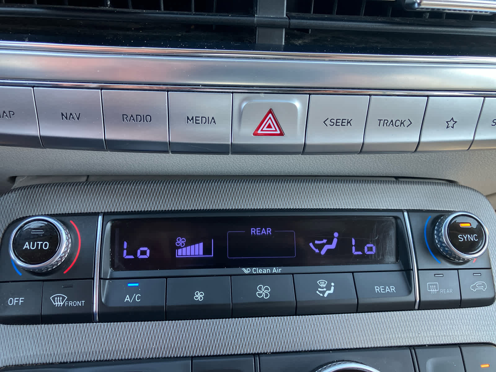 Used 2021 Hyundai Palisade Limited image 30