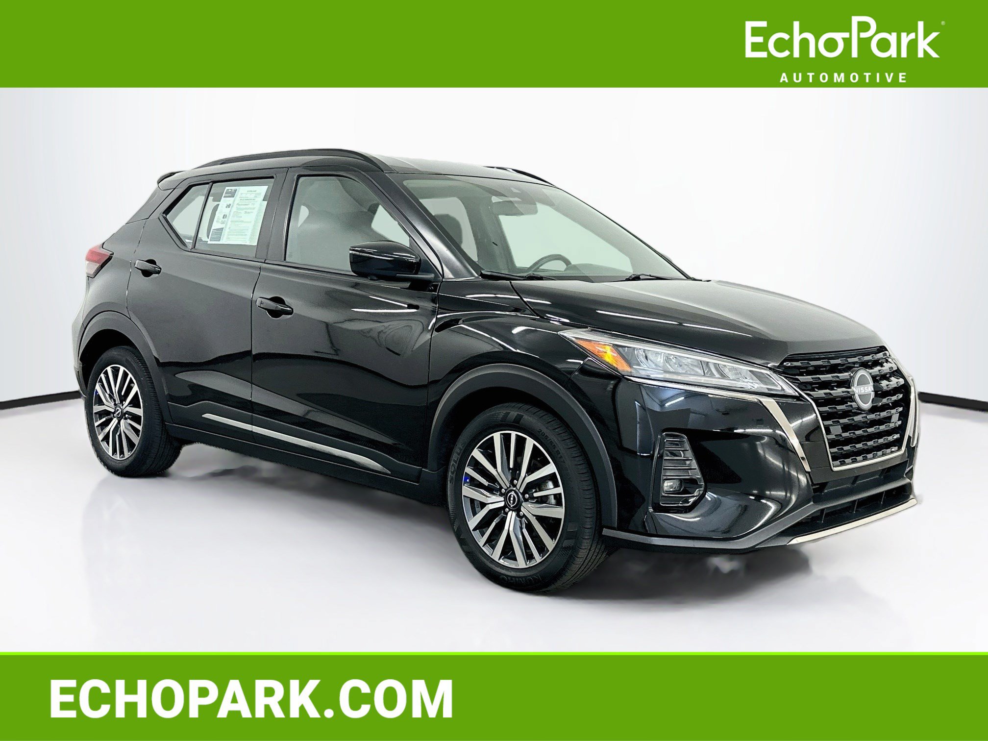 Used 2024 Nissan Kicks SR
