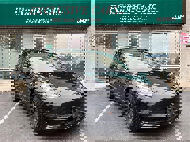 Used 2018 Tesla Model 3 Long Range image 1