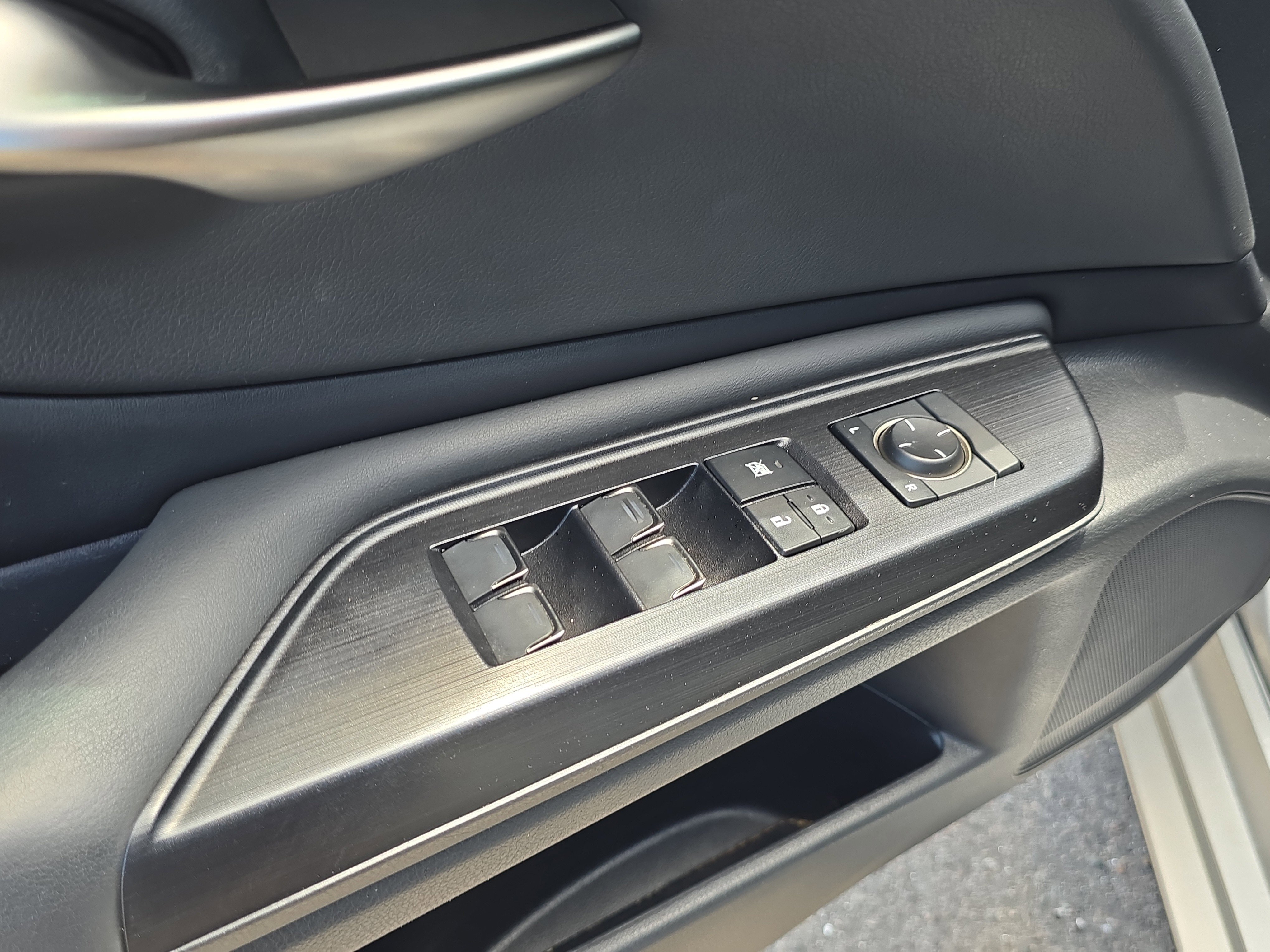 Used 2021 Lexus ES 350 w/ Accessory Package 2 FWD image 19