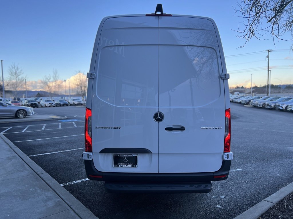 Used 2024 Mercedes-Benz Sprinter 3500 image 7