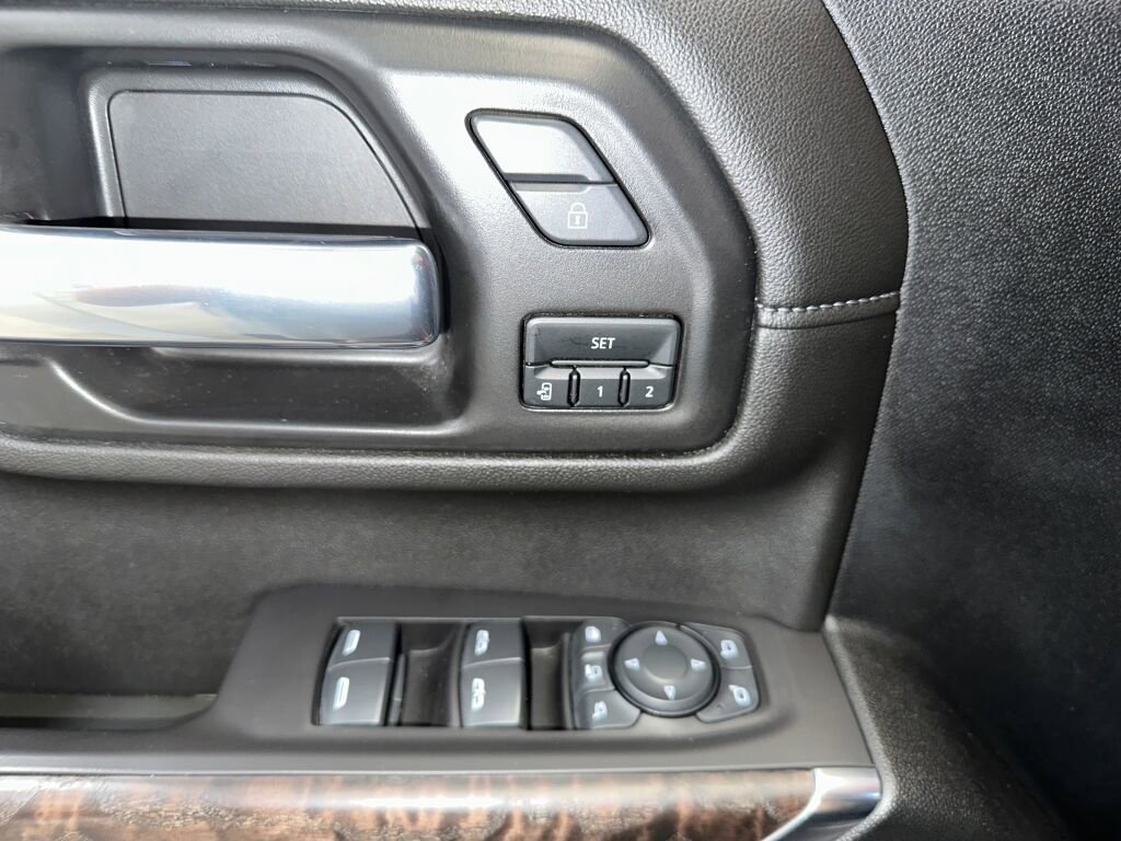 Certified 2021 GMC Sierra 3500 Denali w/ Denali Ultimate Package image 6