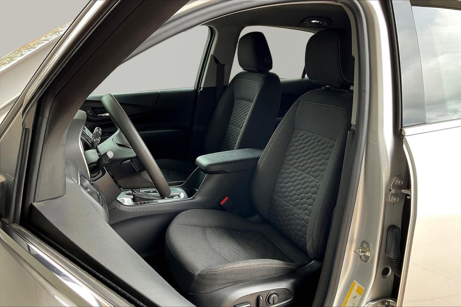 Used 2020 Chevrolet Equinox LT image 22