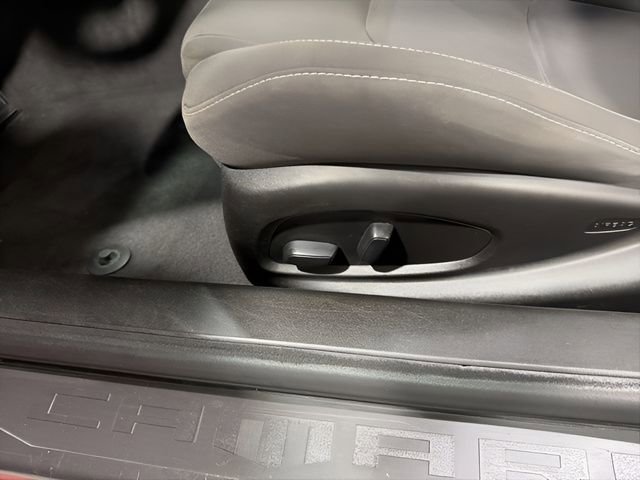 Used 2020 Chevrolet Camaro LT image 15