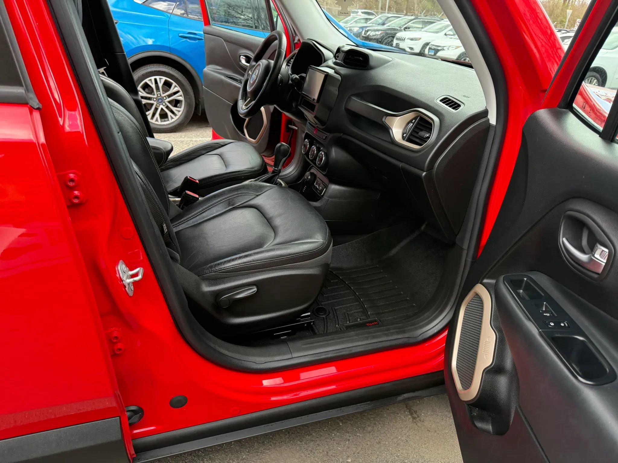 Used 2016 Jeep Renegade Limited AWD/4WD image 13
