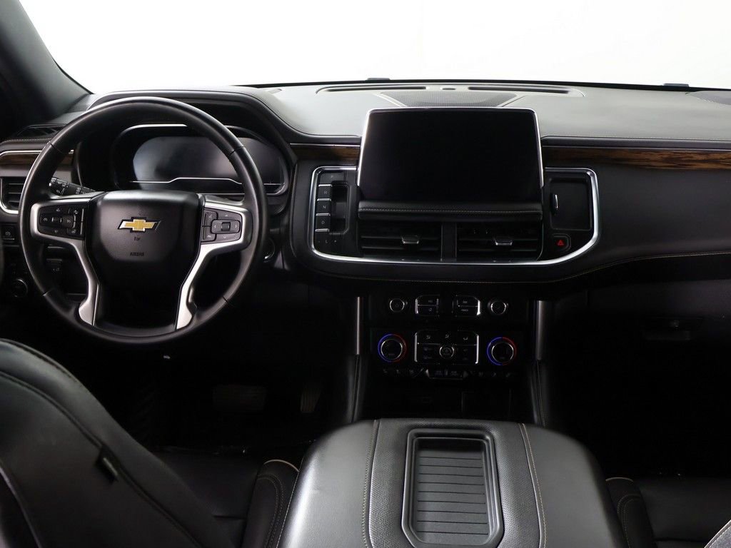 Used 2023 Chevrolet Suburban Premier AWD/4WD image 37