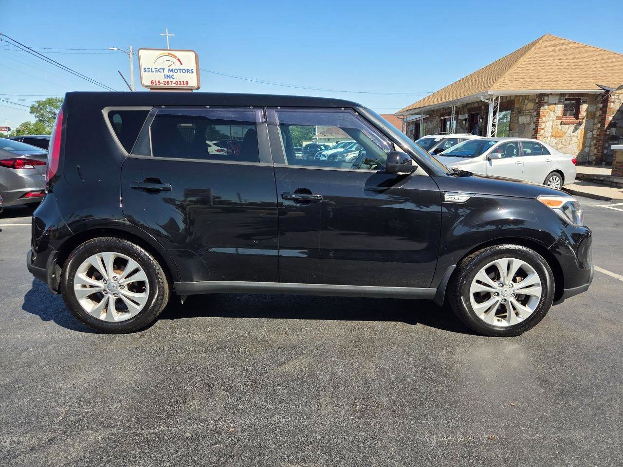 Used 2015 Kia Soul + w/ Primo Package FWD image 6