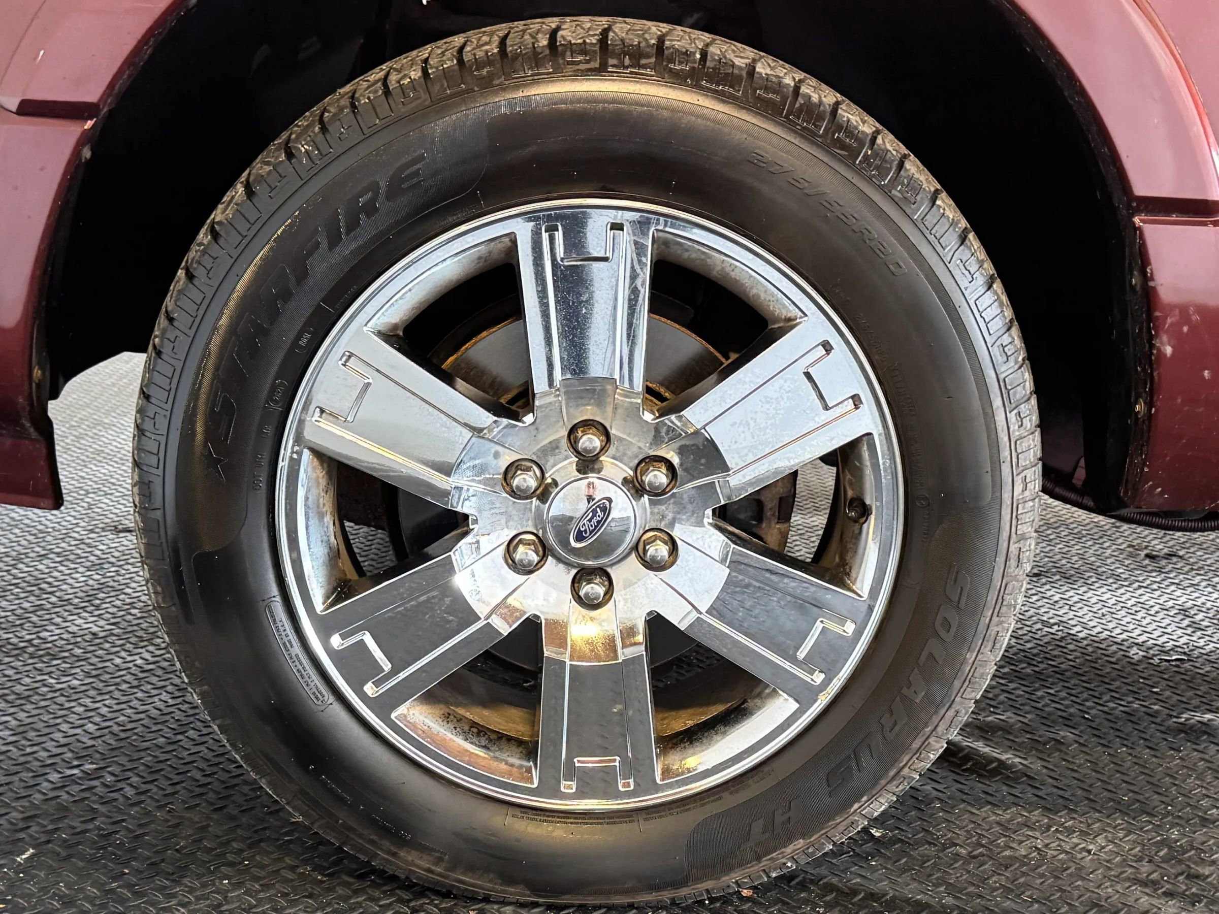 Used 2010 Ford Expedition Limited image 9