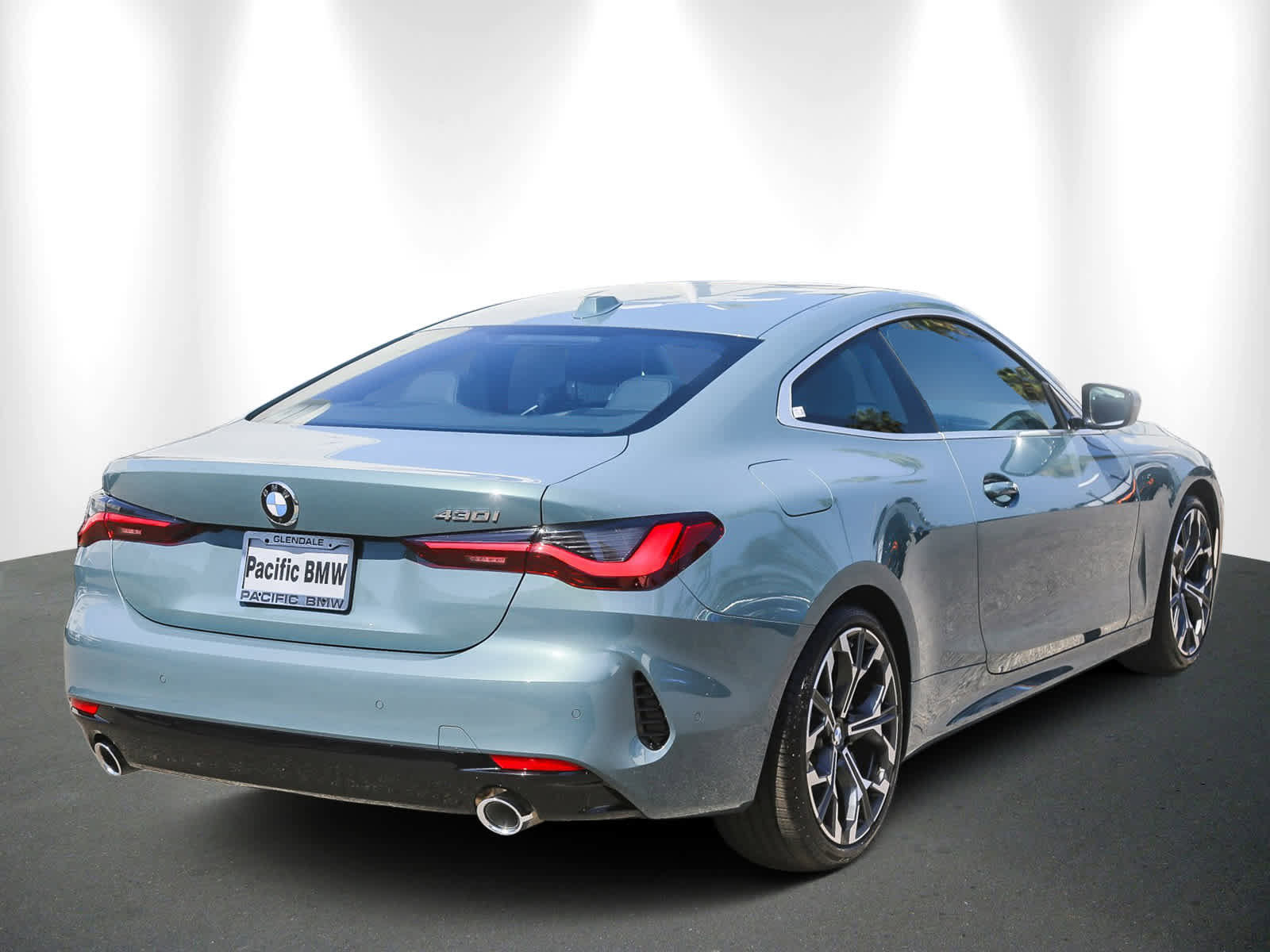 Used 2026 BMW 430i Coupe image 6