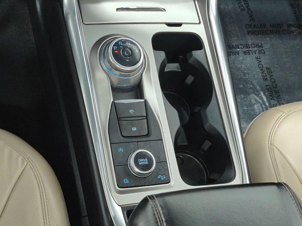 Used 2021 Ford Explorer XLT image 10