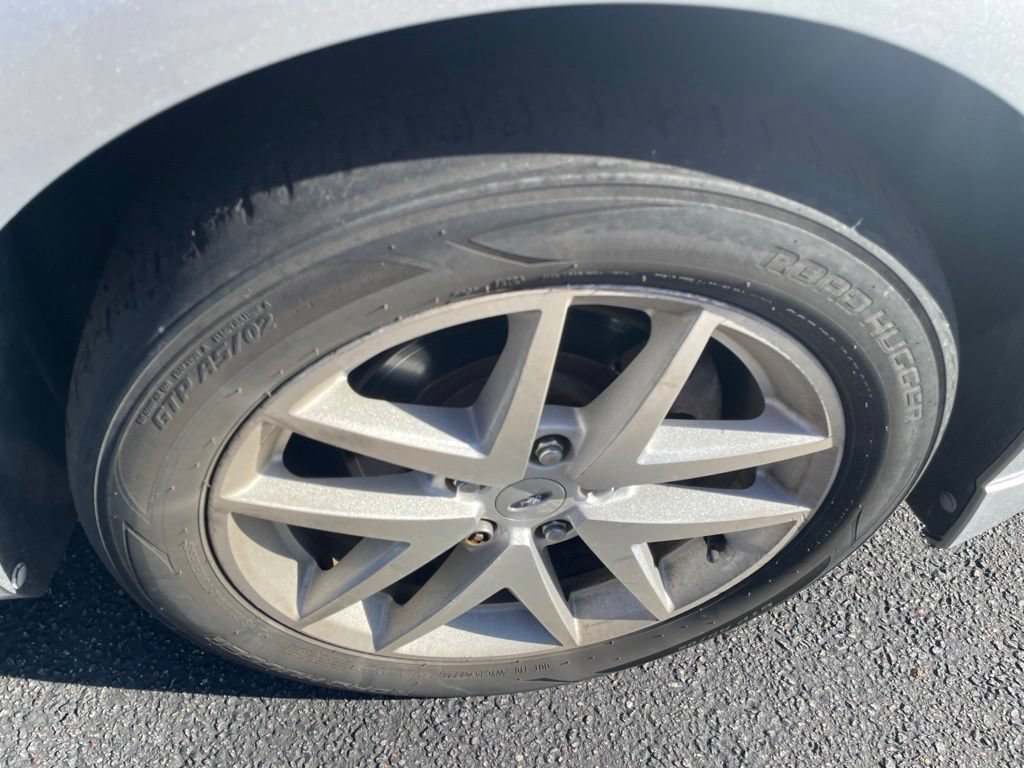 Used 2010 Ford Fusion SE FWD image 12