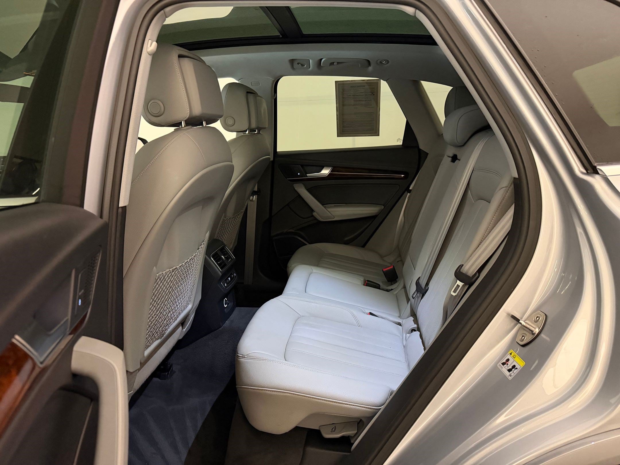 Used 2018 Audi Q5 Prestige w/ Prestige Package AWD/4WD image 24