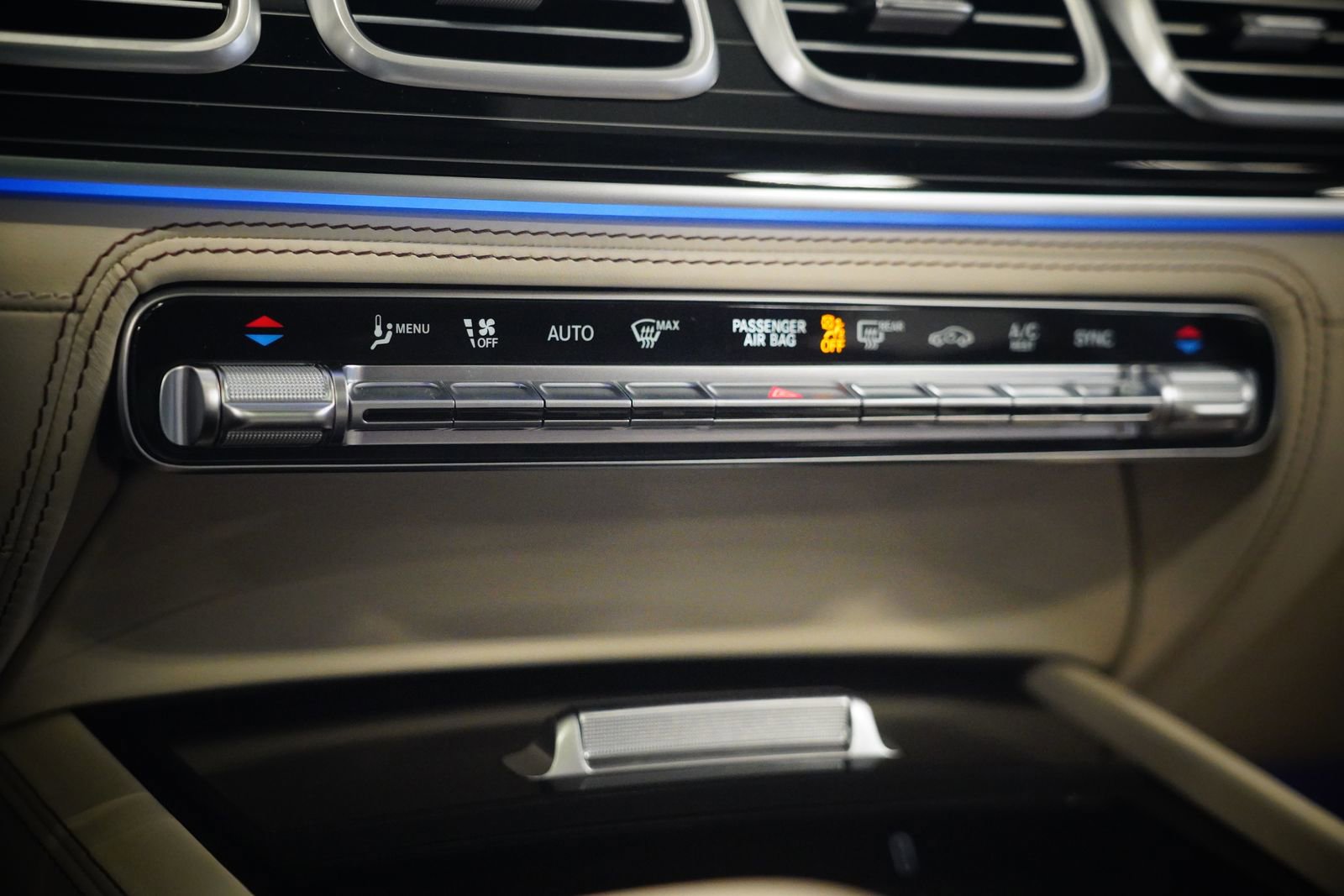 New 2026 Mercedes-Benz Maybach GLS 600 4MATIC image 29