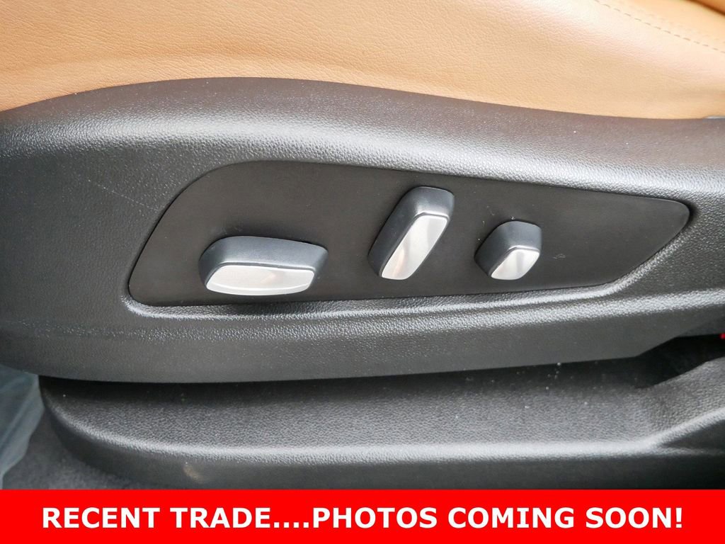 Used 2021 Cadillac XT5 Premium Luxury image 9