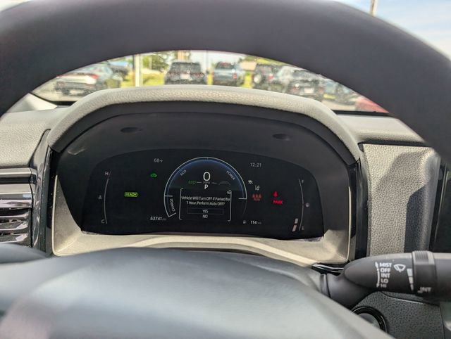 Used 2025 Toyota Camry LE AWD/4WD image 18