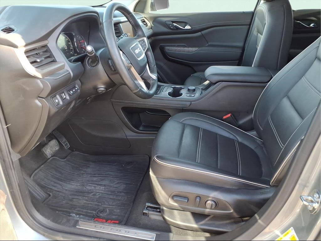 Used 2023 GMC Acadia Denali w/ Denali Ultimate Package image 11